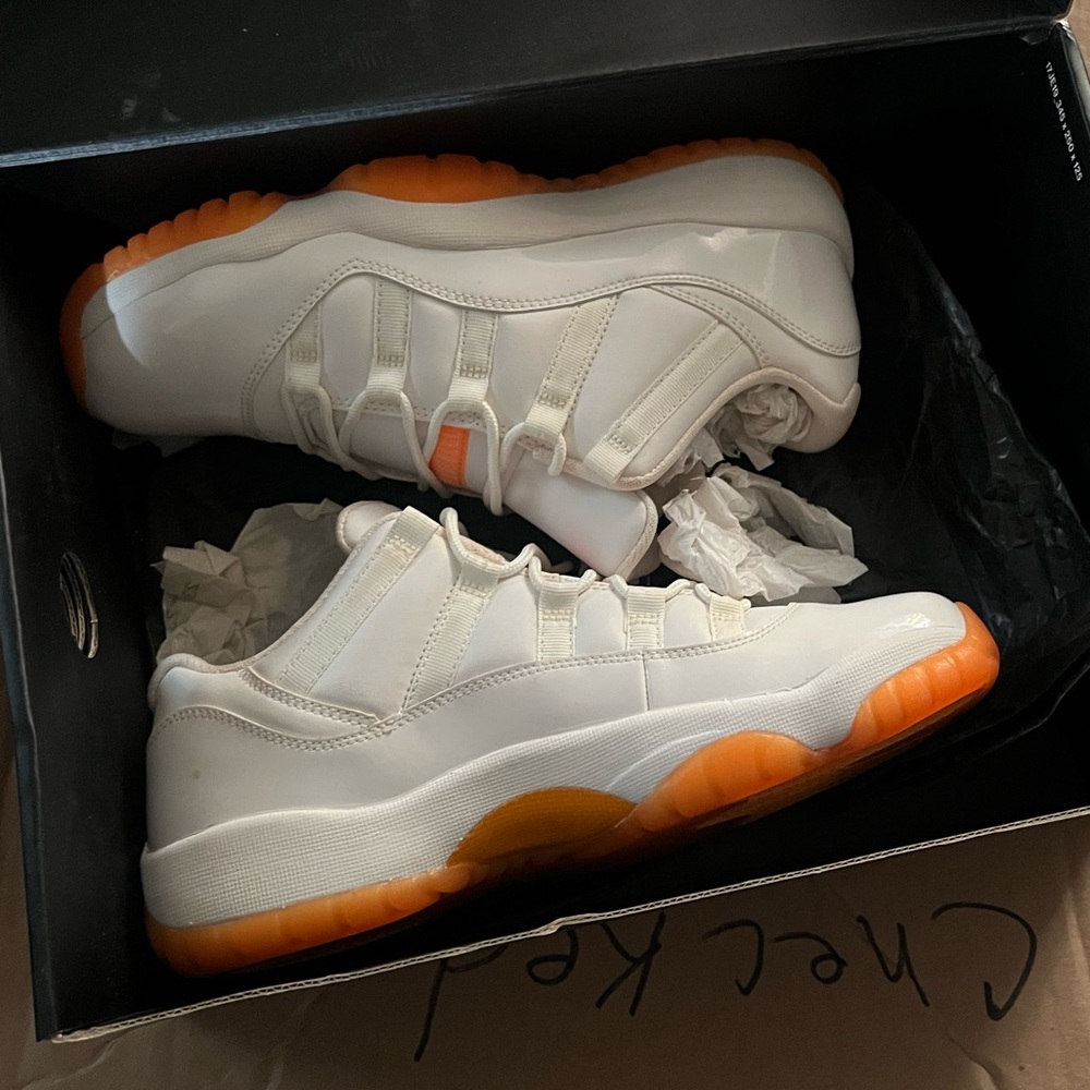 SOLD Air Jordan 11 Retro ‘Bright Citrus’